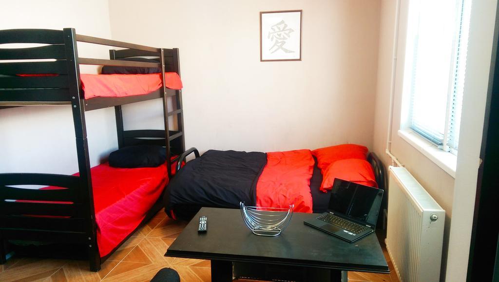 Marco Polo, Mountain View Apartment グダウリ 部屋 写真